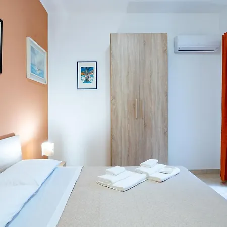 فندق مبيت وإفطار Terrazza Sul Golfo Di 3*